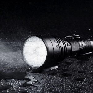 Фонарь светодиодный подствольный тактический Nitecore P30 15725 свет холодный 1000lm 618м черный